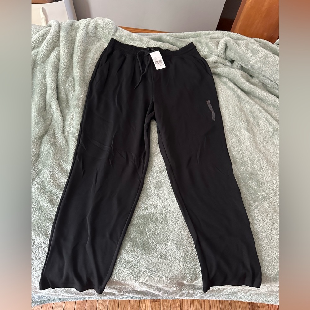 Buckle Black Joggers